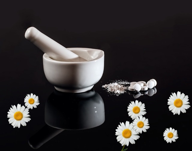 homeopathy-1063292_1280.jpg